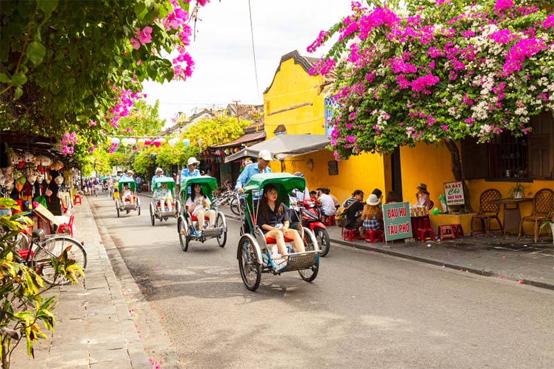 hoi an ancien town walking tour 