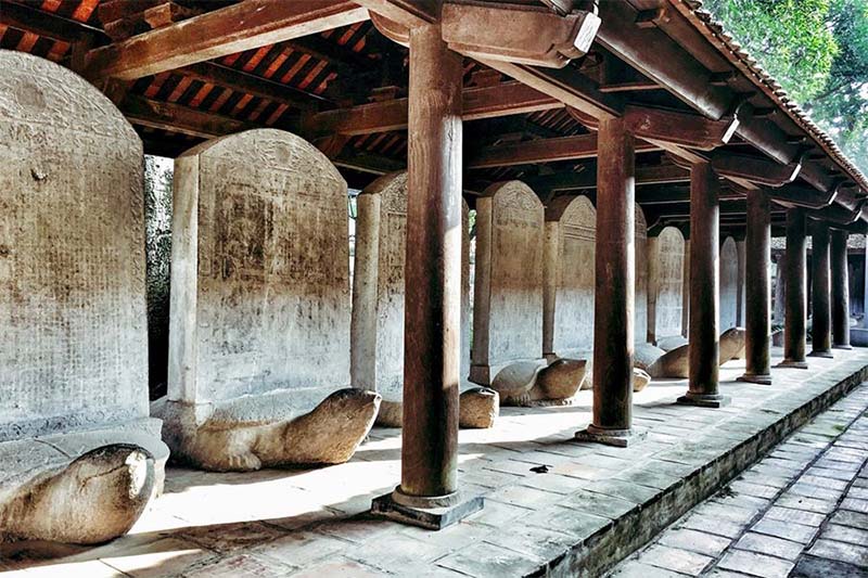 temple of literature turtle hanoi